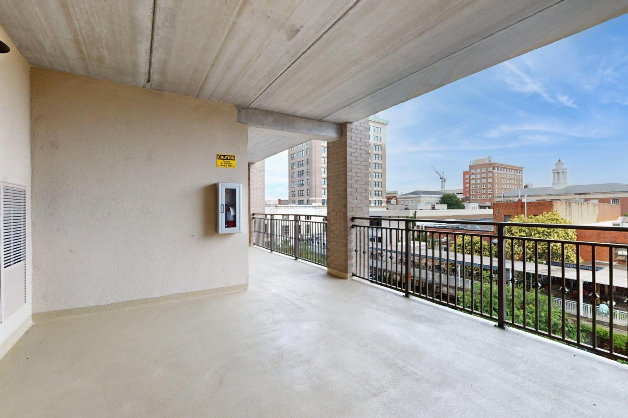Apartment River View A *