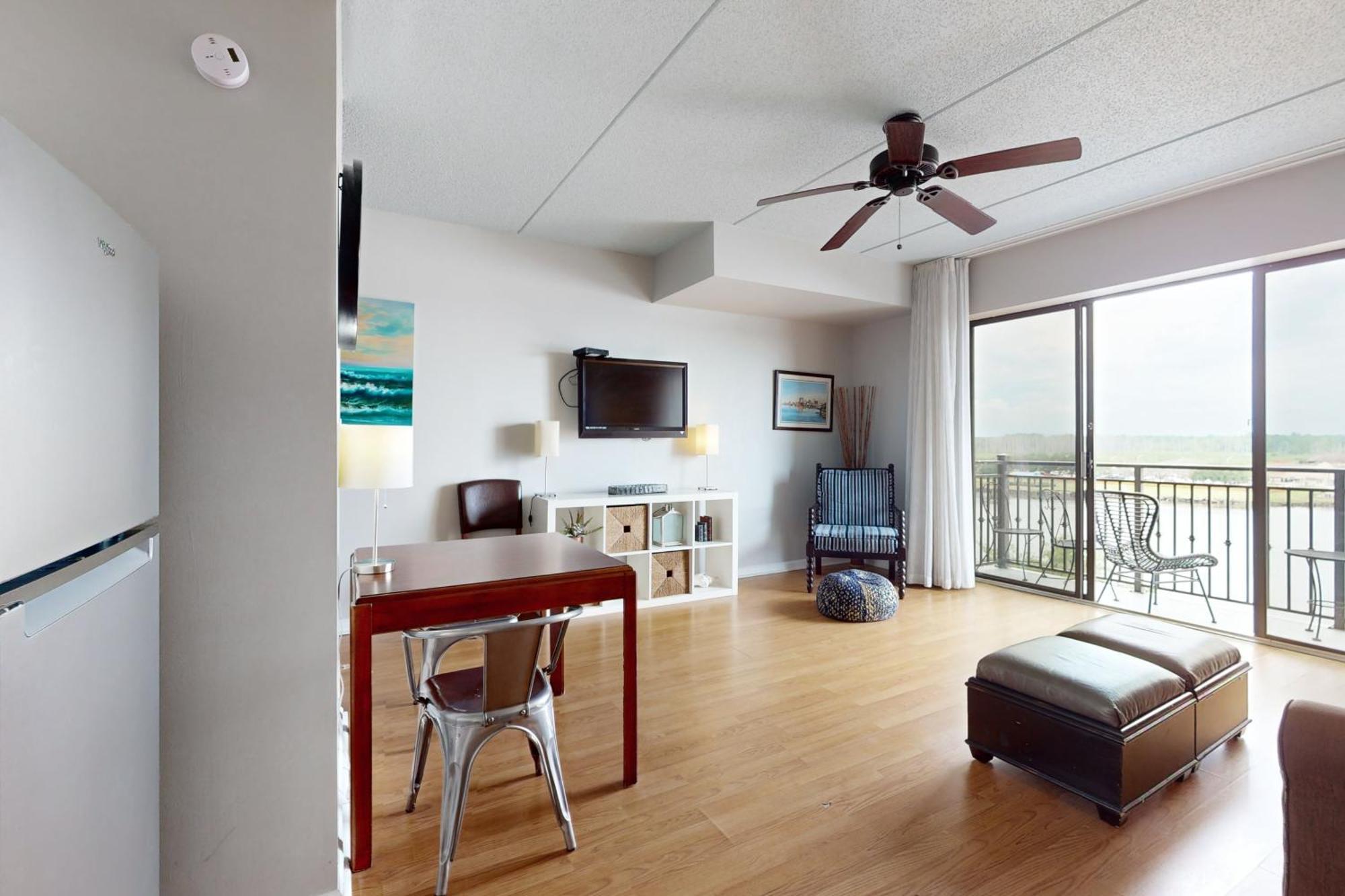 Apartment River View A